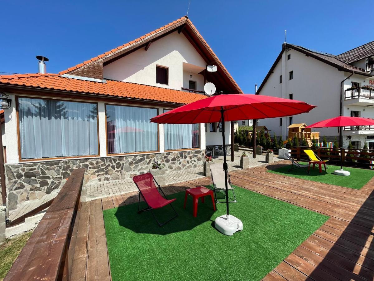 Red Family Apartments Păltiniş Extérieur photo