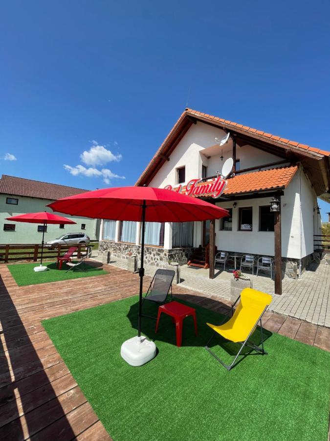 Red Family Apartments Păltiniş Extérieur photo